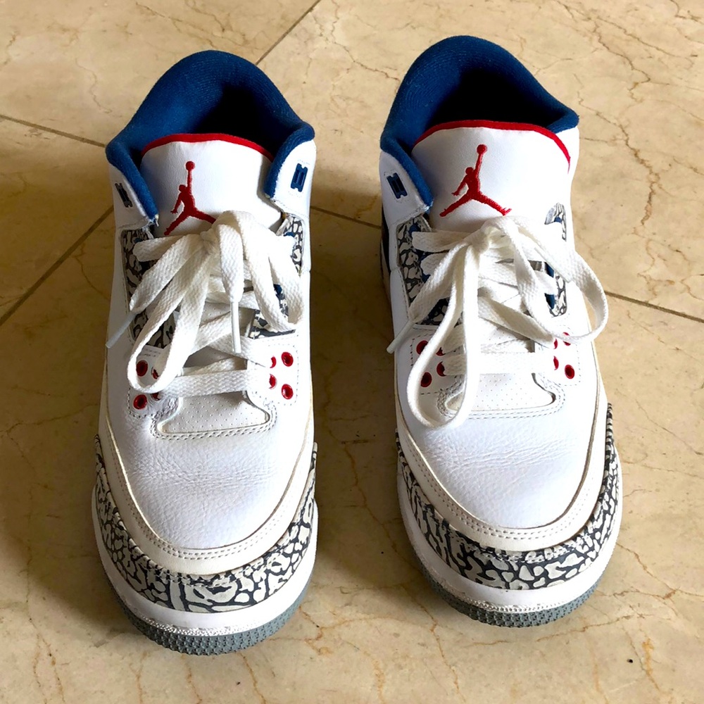 Nike air sneakers boys 6.5